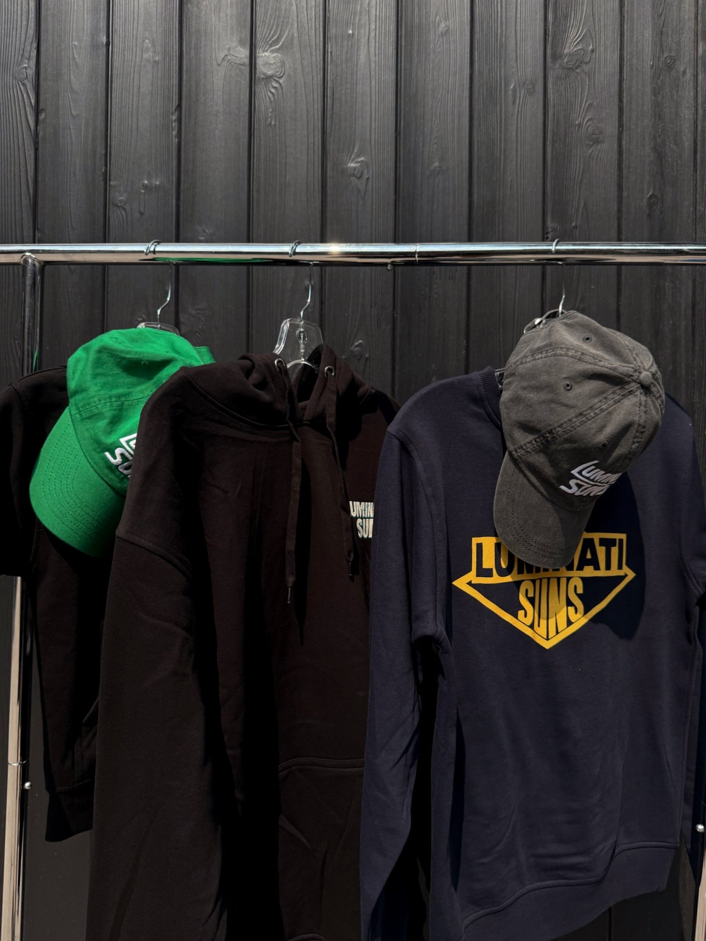 Diamond Crewneck Sweatshirt (Youth)